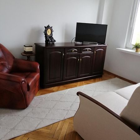 Wygodny I Funkcjonalny Apartment Gdynia Bagian luar foto