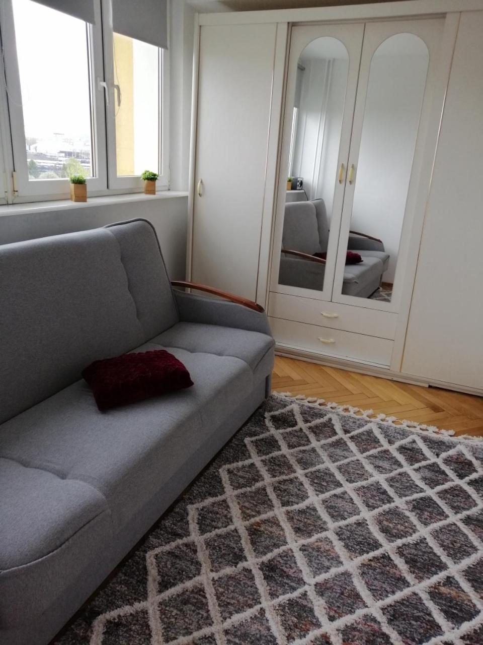 Wygodny I Funkcjonalny Apartment Gdynia Bagian luar foto